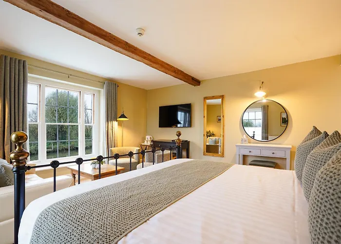 Waveney House Hotel